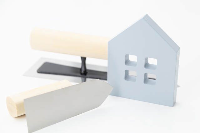 外壁を漆喰にするメリットとデメリットを解説します