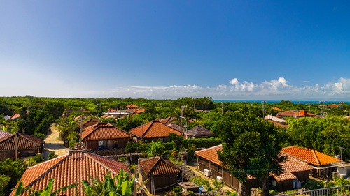 沖縄の実例から台風に強い家の特徴を見ていきましょう