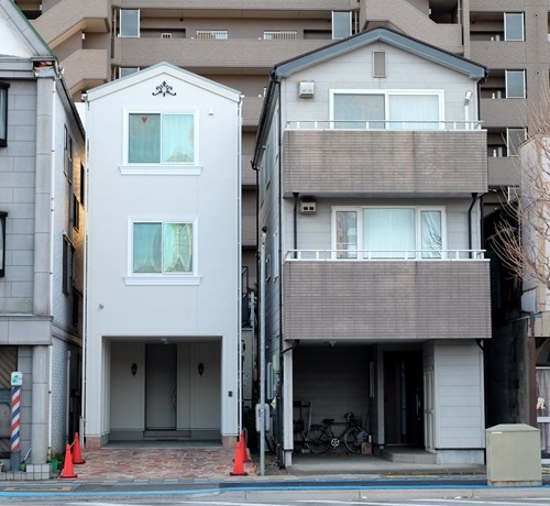 狭い土地でも縦に広くすれば床面積を確保できます