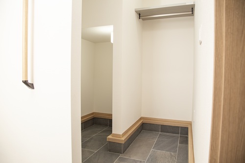 玄関の土間収納の効率的な活用方法を紹介します