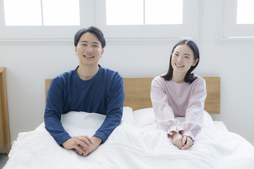 夫婦の寝室が同室のメリットを解説します