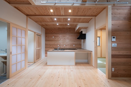 板張り天井に適した空間とは?