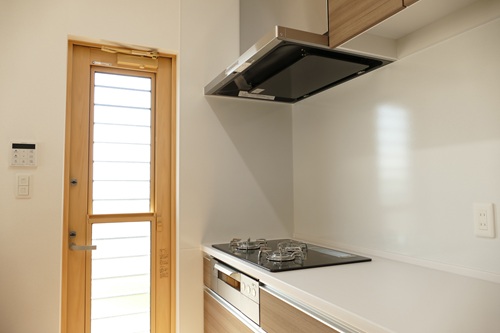 そもそも勝手口とはどのような役割があるのでしょうか？