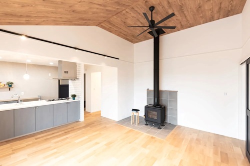 【本格的北欧住宅】（出典：アトリエ交和）