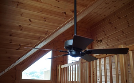 シーリングファンって効果ある？メリット・デメリットや効果を上げるコツ、おしゃれな施工実例を紹介