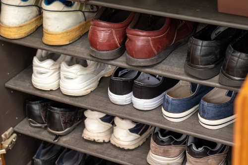 靴箱の掃除方法を解説します