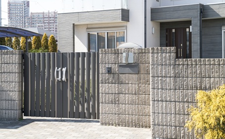 外構で固定資産税はどう変わる？判断基準と非課税にする方法を解説