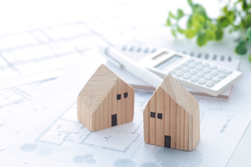 土地と建物の名義の統一に必要な手続きの流れを紹介します