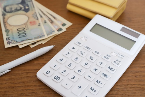 太陽光発電の設備に固定資産税はいくらかかるのでしょうか