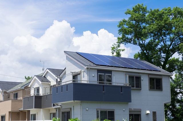 太陽光発電の設備に固定資産税がかかるかどうかは設置方法などによって異なります