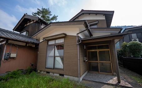 空き家の固定資産税が６倍になるのはいつ？かかる税金や減免申請について解説