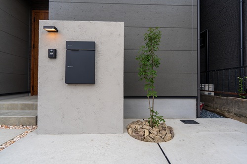 門柱とはどのようなものでしょうか?