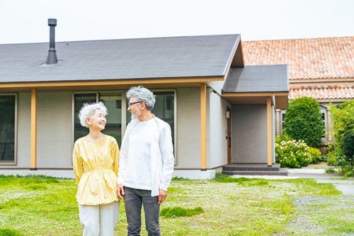 任意売却とリースバックの併用が向いている人の特徴を紹介します