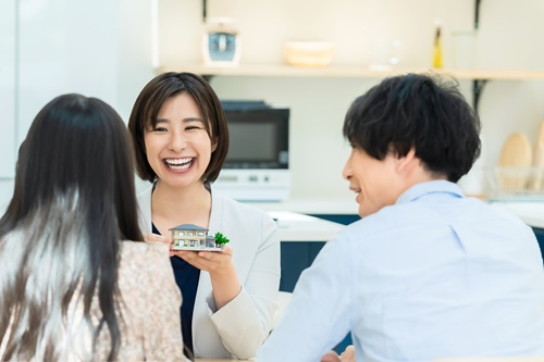 契約後に不信感を持った時の対処法を解説します