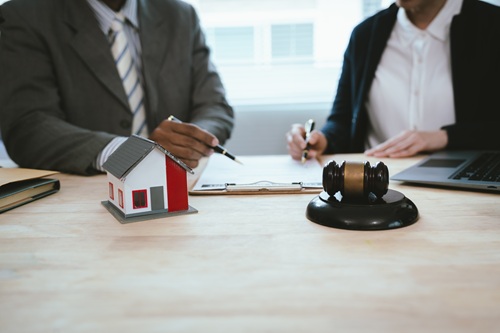 注文住宅でトラブルになる契約内容を解説します