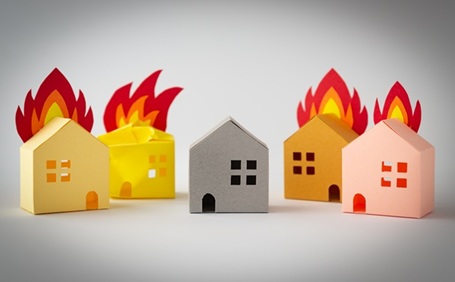 通電火災とは？地震や停電後に起こる原因と住宅でできる対策を解説
