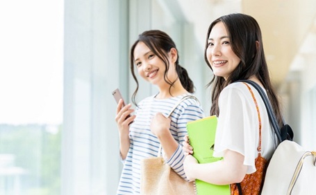 学生マンションとは？メリット・デメリット、一般マンションや学生会館・学生寮との違いを解説