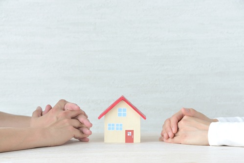 引越したいのに家が売れない時の対処法を解説します