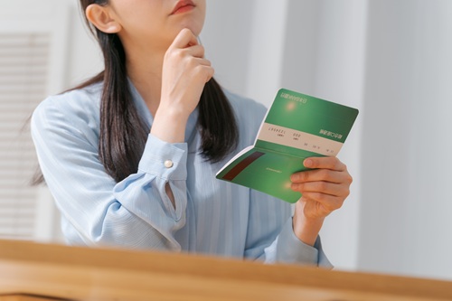 引越しではまとまったお金が必要になり、それがストレスの原因になることも