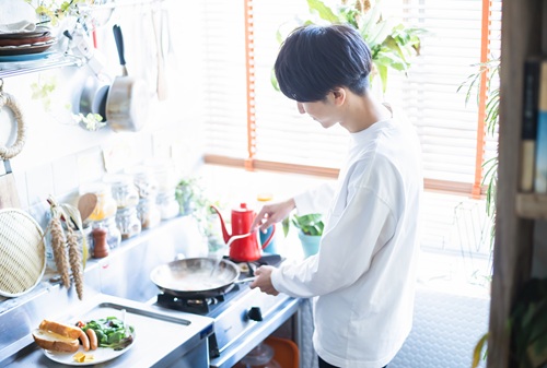 一人暮らしをするために必要な金額は？