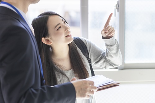 大学生の一人暮らしではいつから部屋を探し始めればよいでしょうか