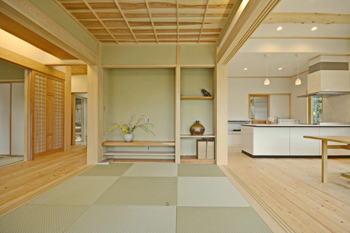 3世代で暮らす本格木造住宅(出典:(有)高橋材木店 タカハシホーム)