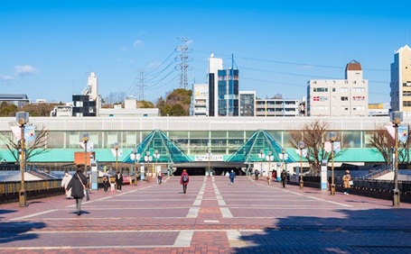 多摩センターの住みやすさを徹底解説!緑豊かで買い物に便利なベッドタウン