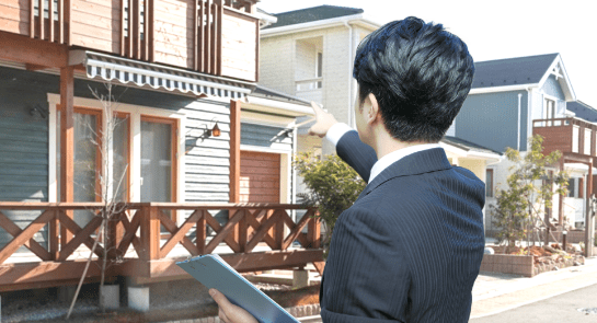 物件情報の調査をするイメージ