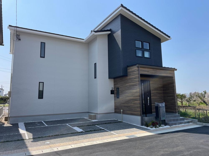 アットホーム】【エサキホーム】E's garden 本巣郡北方町高屋 アットホーム】【エサキホーム】E's garden 本巣郡北方町高屋