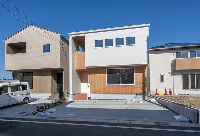 【福袋セール】の商品 アットホーム】小牧市大字小牧原新田の一戸建て・分譲住宅（新築 デザイン