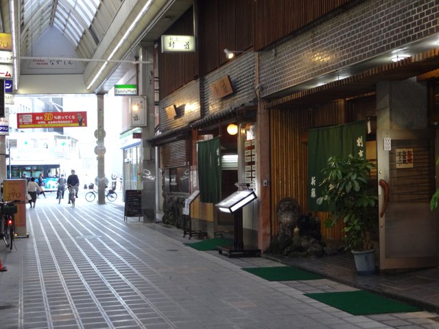堺東商店街（関西大学堺キャンパス）