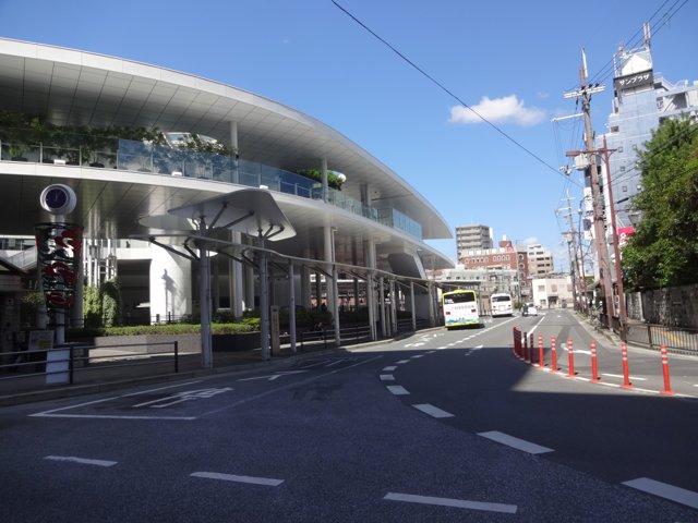 JR茨木駅東口（立命館大学大阪いばらきキャンパス）