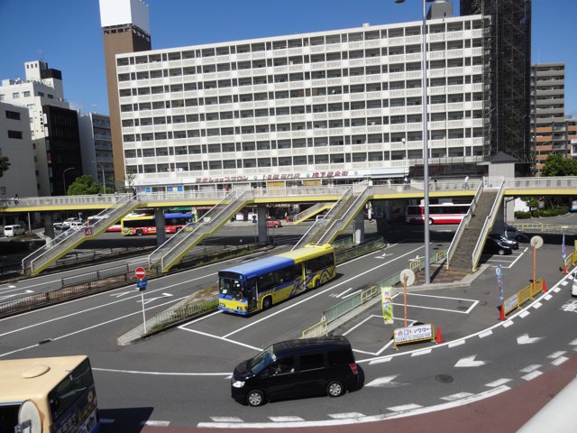 JR茨木駅西口（立命館大学大阪いばらきキャンパス）