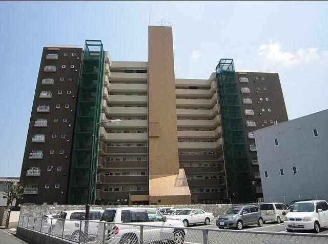カーサ三萩野の建物情報/福岡県北九州市小倉北区片野新町2丁目