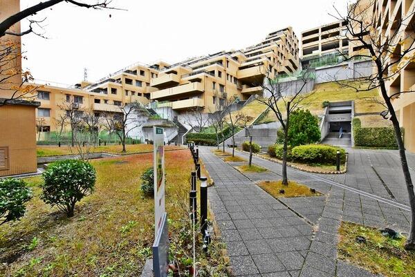 東急ドエル横浜ヒルサイドガーデン参番館の建物情報 神奈川県横浜市保土ケ谷区法泉１丁目 アットホーム 建物ライブラリー 不動産 物件 住宅情報