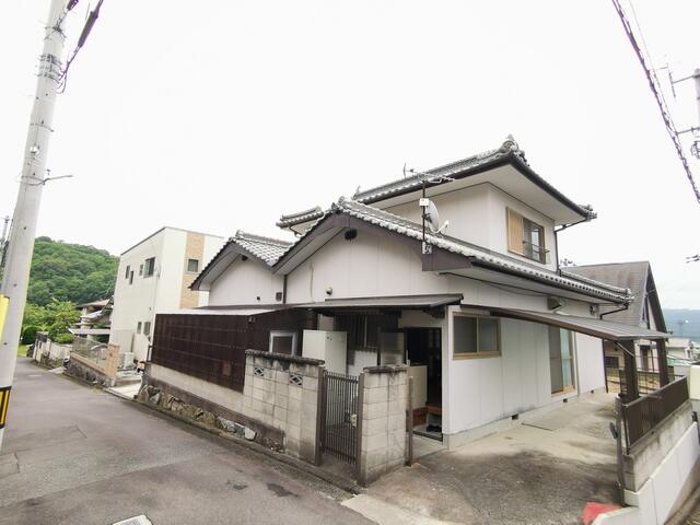 アットホーム 高松市 牟礼町牟礼 六万寺駅 2階建 ７ｄｋ 高松市の中古一戸建て 提供元 牟礼ぐらし不動産 同 ｎｅｘｔａｔｅ 一軒家 家の購入