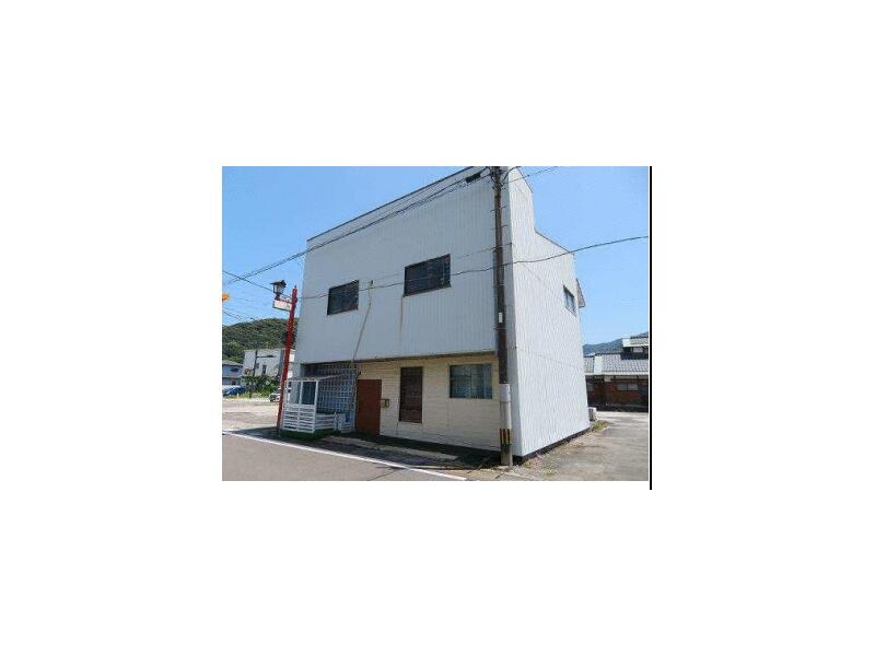 Usuki-city, Oaza-usuki (Usuki station) 2F 2SLDK

2.8 million yen