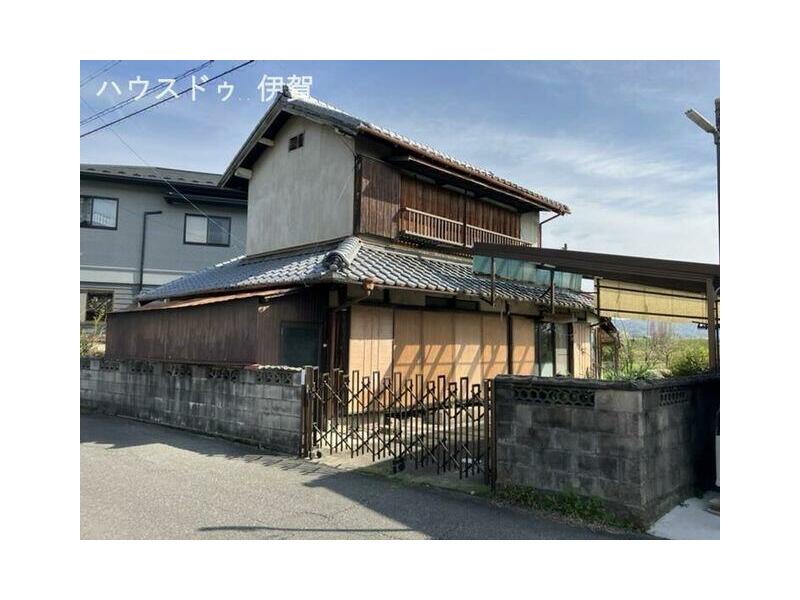 Iga City, Iwakura (Shinai Station) 2-story building 6DK