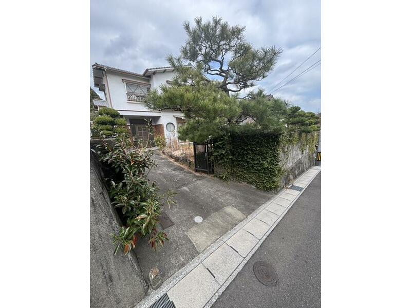 Shimonoseki City, Chofu Shinmatsubara-cho (Chofu Station) 2-story building, 5DK