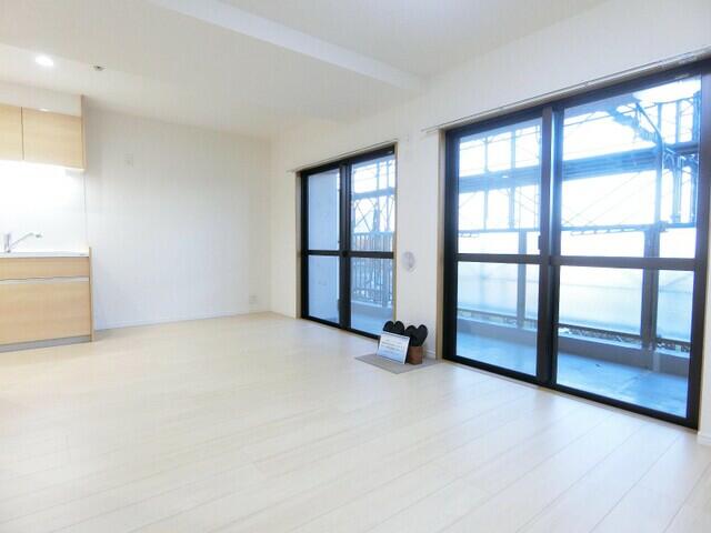 朝日プラザガーデンシティ新越谷ｄ棟 2階 ２ｌｄｋ 越谷市の中古マンション アットホーム マンション購入の情報