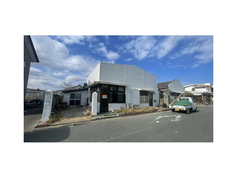 Kamioka-ue, Sekinan-cho, Kitaibaraki-city (Otsu-minato Sta.) Single story house, 4DK

1,480,000 yen