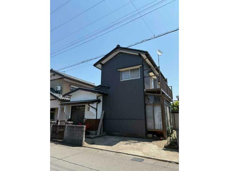 Fukui City Mizukoshi 2-chome (Fukudai-mae Nishi-Fukui Station) 2-story 4DK