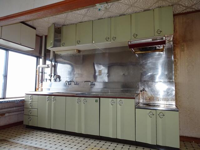 中川郡池田町 字高島(池田駅) 2階建 4LK 2