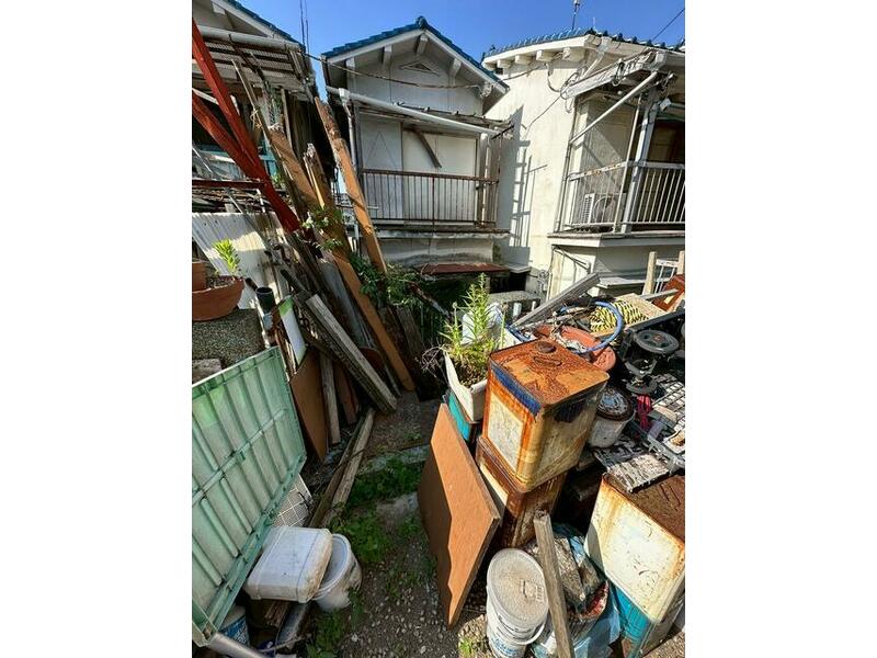 3-chome, Yamate, Tarumi-ku, Kobe (Higashi-Tarumizu Sta.) 2F 3DK

2,000,000 yen