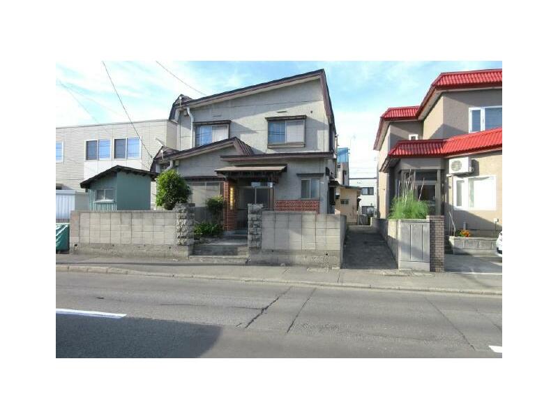 Aomori-shi, Aomori-shi Hanazono 1-chome, 2F 5DK

5.5 million yen