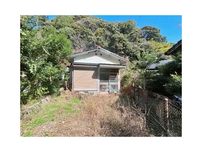 Miyawaka City, Ryutoku (Katsuno Station) Single-story building 3DK