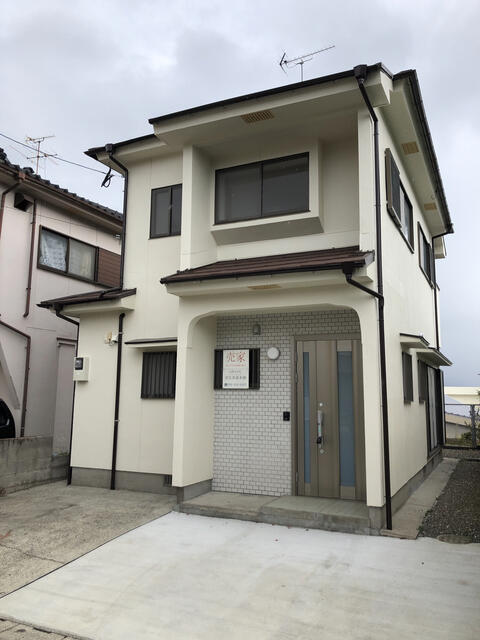 アットホーム 鹿児島市 玉里団地２丁目 2階建 ２ｌｄｋ 鹿児島市の中古一戸建て 提供元 有 太陽開発 一軒家 家の購入