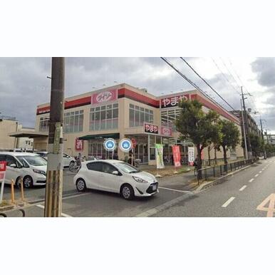 やまや小曽根店 距離:261m