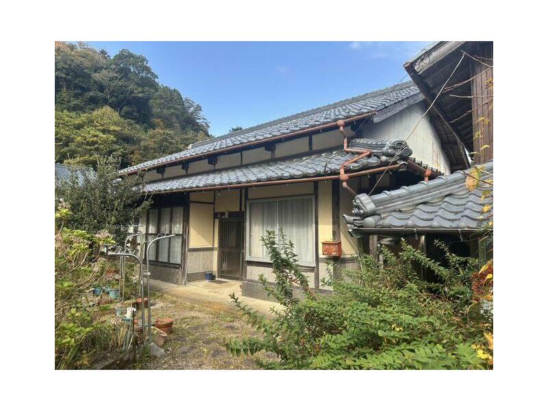 Tochihara, Ikuno-cho, Asago-shi (Ikuno station) Single-story building, 6SK

1.8 million yen