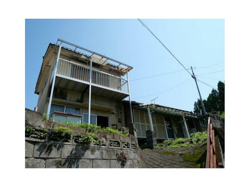 Aira-shi, Aira Kamikyunoku, Gamocho 2F 6DK

500,000 yen